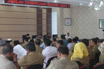 Meriahkan Dengan Gelar Hiburan Rakyat Diparit Bay Park